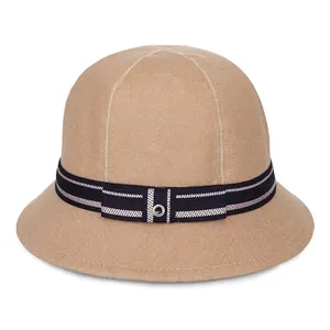 Dames Vintage Wollig Polyester Cloche Hoed Elegante Effen Kleur Vissershoed Met Gestreepte Band Metalen Gesp Herfst Winter Warm Opvouwbare Outdoor Hoed