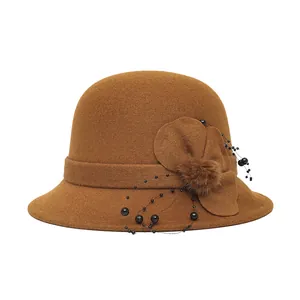 Cappello Cloche da Donna Vintage Elegante Con Fiori Palla di Pelo Perline Caldo in Misto Cotone Cappello a Secchiello Invernale