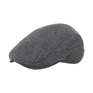 Béret gris à carreaux en lin pour homme avec boucle métallique R de style rétro