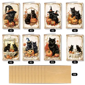 Detail van 8 vintage Halloween-wenskaarten met zwarte katten en kraft enveloppen