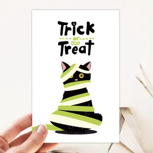 Halloween-Grußkarte mit niedlichem schwarzem Katzen-Mumien-Motiv und Briefumschlag