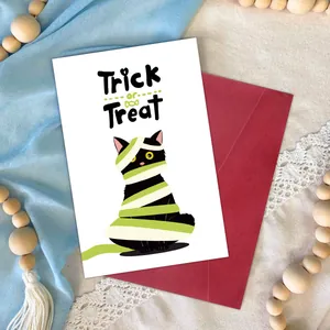 Halloween-Grußkarte mit Mumien-Katzen-Illustration und rotem Briefumschlag Set