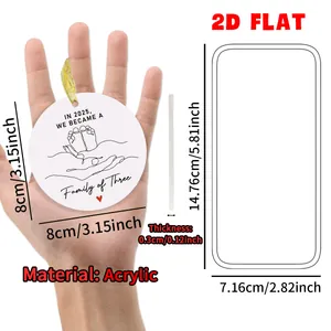 Detailansicht eines 8cm Acryl-Weihnachtsanhängers mit 0,3cm Dicke und Maßen des Ständers