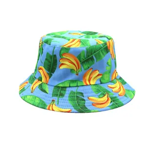 Chapeau bob bleu avec imprimé de bananes jaunes et feuilles tropicales vertes