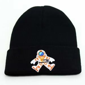 Unisex Astronaut Embroidered Knit Beanie Winter Warm Soft Ribbed Cuff Beanie Hat For Men Women Casual Outdoor Skull Cap