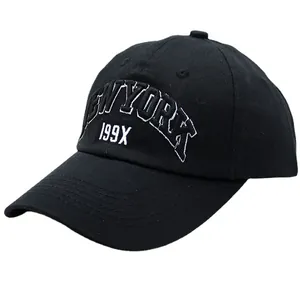 Klassische schwarze Baumwoll-Baseballkappe mit weißem New York 199X Stickerei und Schirm
