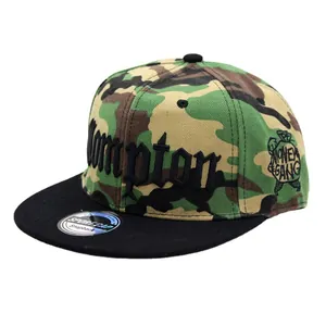 Jungle Camo Compton Snapback Cap mit flachem schwarzen Schirm und 3D-Stickerei