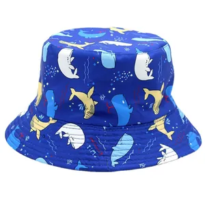 Μπλε καπέλο bucket διπλής όψης με σχέδια φάλαινας και κείμενο swimming time