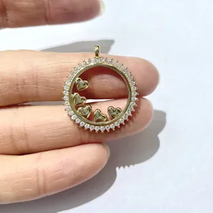 Vergoldeter Kleeblatt-Kreisanhänger mit Zirkonia-Inlay und Herz-Anhängern für Kette