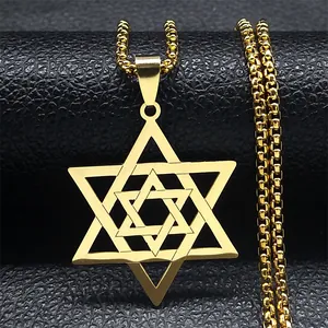 Collier avec pendentif étoile de David en acier inoxydable doré sur fond de cuir noir