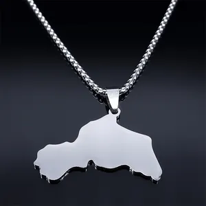 Collier avec pendentif carte du Kurdistan en acier inoxydable poli et chaîne maille vénitienne