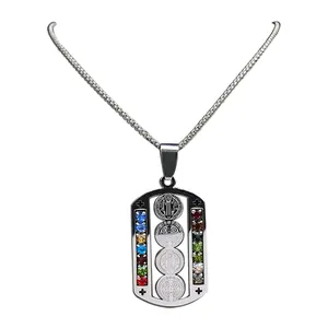 Collar medalla San Benito con piedras preciosas de colores y cadena de acero inoxidable