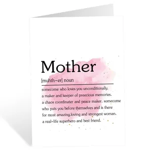 Dettaglio del biglietto per la festa della mamma con definizione del dizionario di Madre