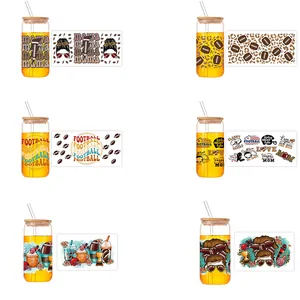 Set van 6 stuks UV DTF Football Mom stickers voor glazen bekers met bamboe deksel