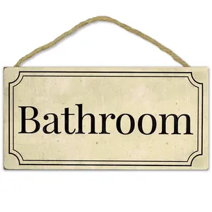 Rustiek houten badkamer muurbord met ophangtouw en beige vintage textuur