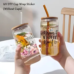Adesivo UV DTF per tazze da 16oz con decorazioni a farfalla e fiori colorati
