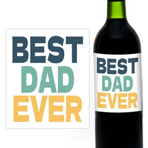 Detalle de etiquetas adhesivas Best Dad Ever para botellas de vino de decoración