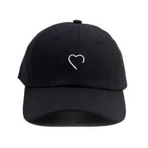 Casquette de Baseball Minimaliste en Coton pour Femmes Hommes Cœur Brodé Chapeau de Soleil Ajustable Casual Été Extérieur