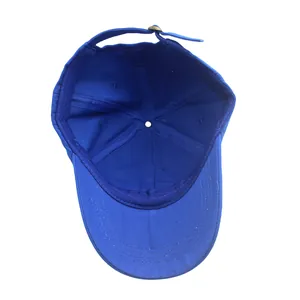 Structure interne de la casquette bleue en coton avec design à six pans et bandeau