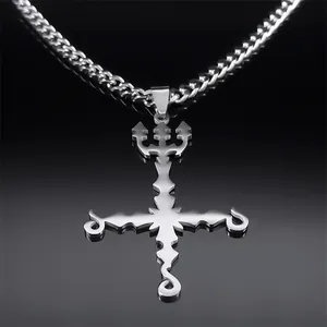 Collier pendentif trident croix inversée gothique avec chaîne gourmette argentée