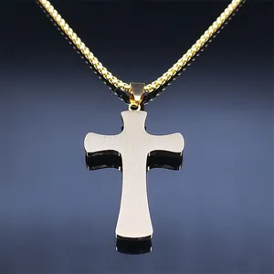Luxuriöse goldene Edelstahl-Kreuzkette mit gebürstetem Finish an einer goldenen Kette