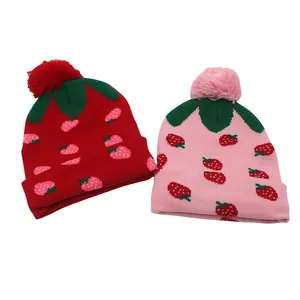 Schattige Aardbei Kinderen Gebreide Muts Winter Warm Jacquard Gehaakte Muts Met Pompon Zachte Acryl Outdoor Cap Voor Jongens Meisjes
