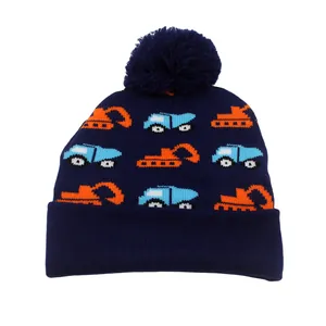 Berretto in maglia blu scuro per bambini con motivi di scavatrice e pompon