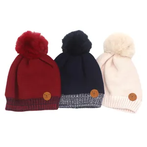 Kinder Winter Fleece Gefüttert Strickmütze Mit Kunstfell Bommel Süß Bären Aufnäher Warme Ohrenschützer Kappe Für Kleinkind