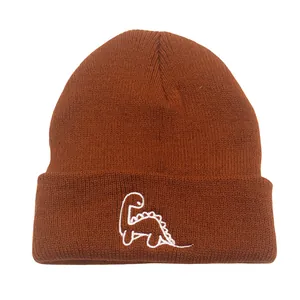 Bonnet en tricot marron pour enfants avec broderie dinosaure et bord à revers élégant
