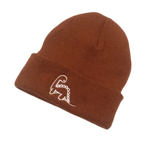 Bonnet tricoté pour bébé marron avec broderie dinosaure et cache-oreilles chaud