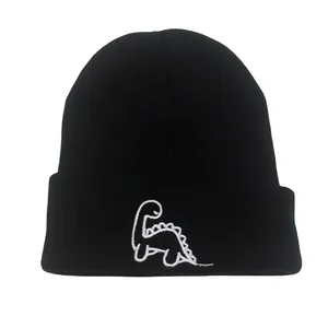 Bonnet en tricot noir pour enfant avec motif dinosaure blanc brodé dessus