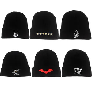 Berretto a Maglia Unisex Con Motivo a Ricamo Cartone Animato Nero Acrilico Caldo Invernale Cappello con Risvolto Per Outdoor Streetwear