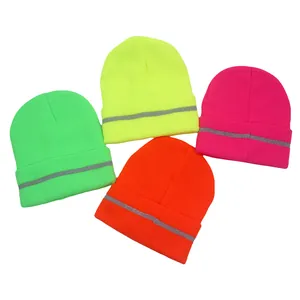 Unisex Reflective Knit Beanie Hat Winter Warm Acrylic Cuffed Skull Cap For Outdoor Night Running Walking Sporty