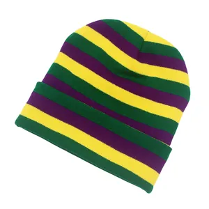 Bonnet en tricot rayé aux couleurs de Mardi Gras violet, vert et jaune pour le plein air