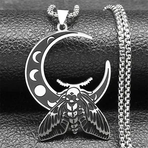 Collier Pendentif Papillon de Nuit et Croissant de Lune Gothique en Acier Inoxydable Bijoux Crâne et Phases Lunaires pour Hommes Femmes