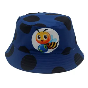 Kinder Fischerhut Dunkelblau mit Cartoon-Biene und Erde-Motiv sowie schwarzen Punkten