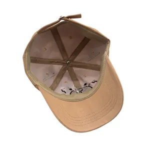 Casquette de baseball kaki avec broderie Capybara, boucle en métal et détails intérieurs