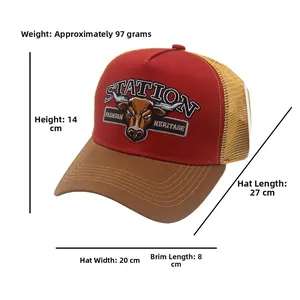 Details der Vintage Stierkopf Stickerei und atmungsaktivem Mesh an der Trucker Cap