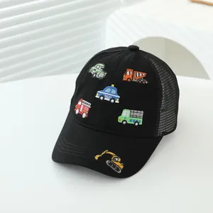 Casquette de baseball noire pour enfants avec broderie de voitures et filet respirant