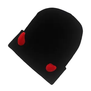 Bonnet en tricot noir avec cornes de diable rouges, chapeau chaud pour Halloween et cosplay