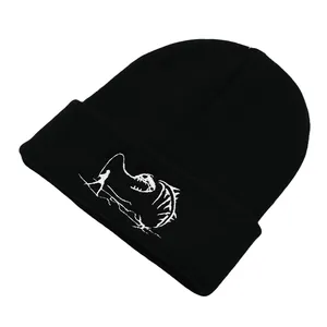 Berretto in maglia nera con ricamo da pescatore, design a costine caldo invernale
