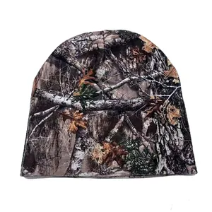 Unisex Strickmütze mit realistischem Waldtarnmuster und Blattdruck für Outdoor-Aktivitäten