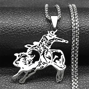 Collana con ciondolo bull rider in acciaio inossidabile argento e catena a scatola lucida