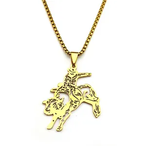 Collana in acciaio inossidabile dorato con pendente di cowboy a cavallo e catena box