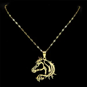 Elegante goldene Pferdekopf-Halskette mit hohlem Design und feiner Gliederkette aus Edelstahl