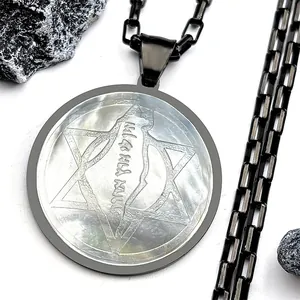 Collana Stella di David con mappa di Israele in madreperla e catena nera