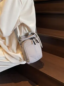 Wasserdichte Nylon Umhängetasche für Handy mit Kordelzug für Sport und Yoga