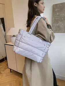 Quilted lavender tote bag for women, lightweight down-style shoulder bag for gym and travel