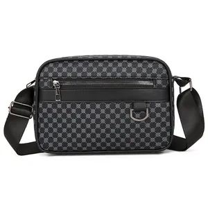 Herren Umhängetasche in Schwarz mit Vintage-Geometriemuster und verstellbarem Gurt