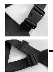 Dettaglio della fettuccia in nylon nero ad alta resistenza e fibbie in plastica
